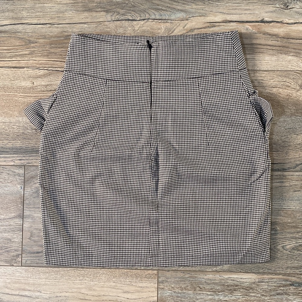🩷3 for $20🩷 H&M Checkered skirt with pockets - Picture 5 of 10